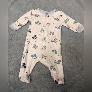 🌻🌻3 for $30🌻🌻Disney Cream and Blue Mickey Mouse Footie